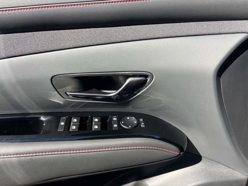 Certified 2025 Hyundai Tucson N Line w/ Tow & Go Package AWD/4WD image 17