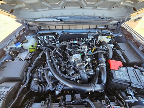 Used 2025 Ford Bronco Heritage Edition image 27