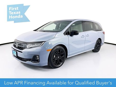 Used 2025 Honda Odyssey Sport-L image 3