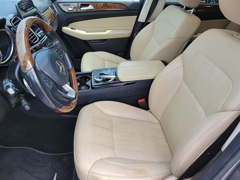Used 2018 Mercedes-Benz GLS 450 4MATIC image 3