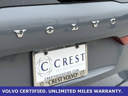 Certified 2023 Volvo XC60 B5 Plus w/ Climate Package image 8