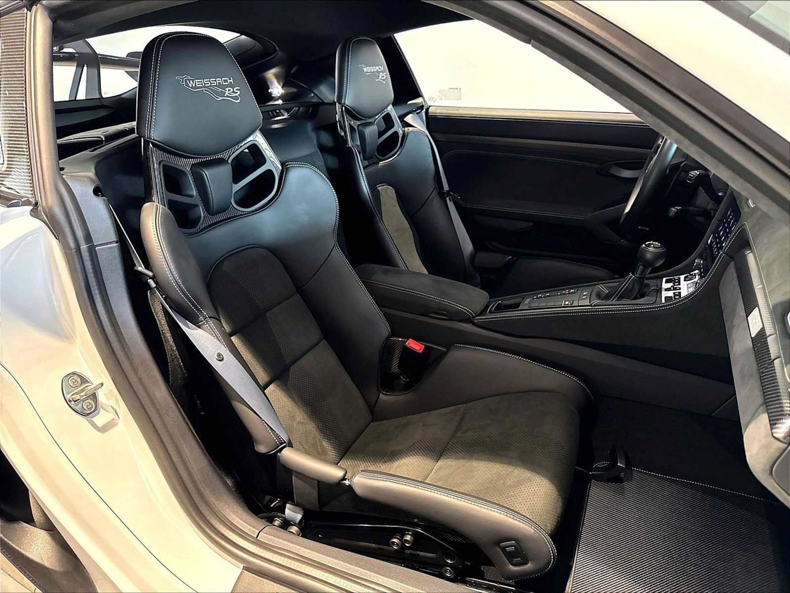 Used 2023 Porsche 718 Cayman GT4 RS RWD image 22