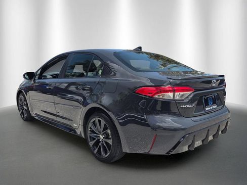 Used 2024 Toyota Corolla SE w/ SE Package AWD/4WD image 5