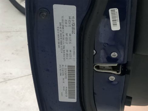 Used 2017 Chrysler 300 C w/ Safetytec Plus Group image 34