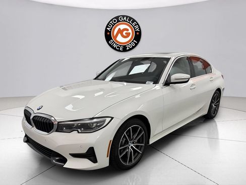 Used 2021 BMW 330i Sedan w/ Convenience Package RWD image 7