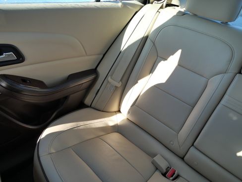 Used 2013 Chevrolet Malibu LT image 12