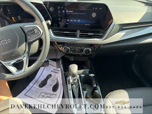 Certified 2025 Chevrolet Trax ACTIV w/ Sunroof Package image 13