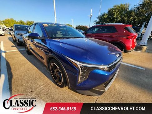 Used 2025 Kia K4 EX FWD image 1