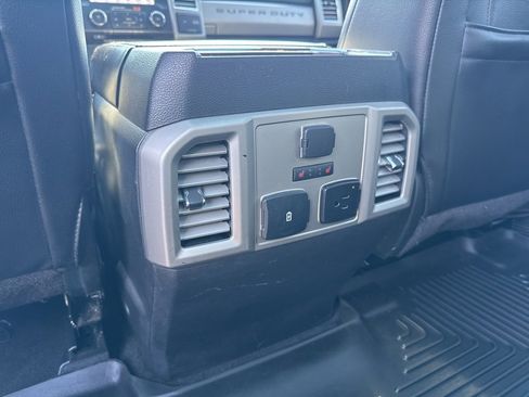 Used 2017 Ford F350 Lariat w/ Lariat Ultimate Package image 28