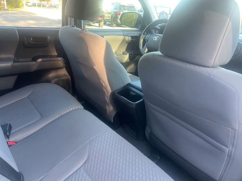 Used 2021 Toyota Tacoma SR w/ SR Convenience Package image 13