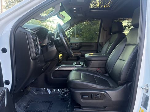 Used 2020 Chevrolet Silverado 3500 LTZ w/ LTZ Premium Package AWD/4WD image 11