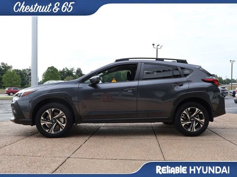 Used 2024 Subaru Crosstrek 2.0i Premium w/ Popular Package #4 AWD/4WD image 3