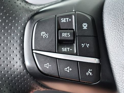 Used 2023 Ford Escape ST-Line w/ Tech Pack #1 AWD/4WD image 31