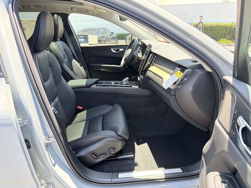 New 2026 Volvo XC60 T8 Ultra w/ Climate Package AWD/4WD image 20