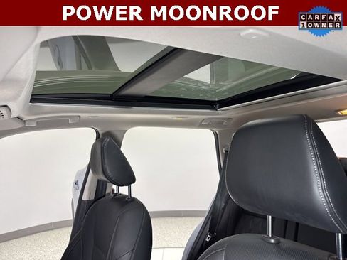 Used 2022 Nissan Rogue Platinum w/ Head-Up Display Package image 2