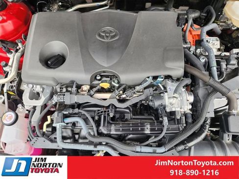 Used 2025 Toyota Camry SE w/ Convenience Package FWD image 31