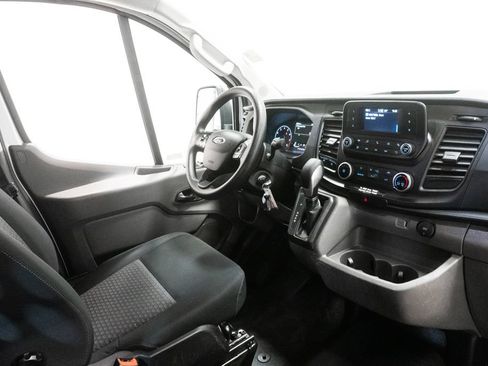 Used 2025 Ford Transit 250 Low Roof w/ Exterior Upgrade Package RWD image 12