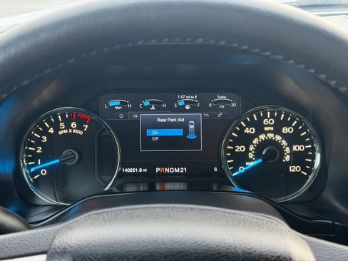 Used 2015 Ford F150 Lariat w/ Equipment Group 502A Luxury AWD/4WD image 34