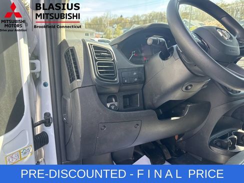 Used 2025 RAM ProMaster 3500 w/ Convenience Group FWD image 18