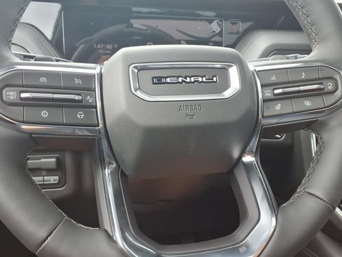 New 2026 GMC Yukon XL Denali w/ Denali Reserve Package AWD/4WD image 20