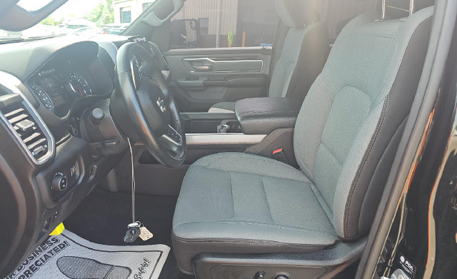Used 2023 RAM 1500 Big Horn AWD/4WD image 5