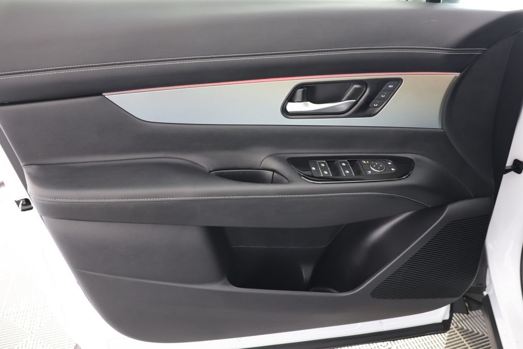 Used 2025 Nissan Murano SL AWD/4WD image 26