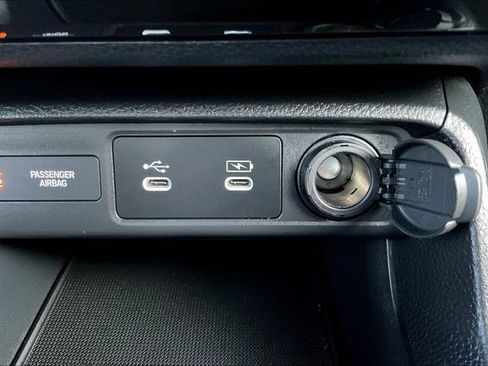 Used 2025 Honda Civic Sport image 18