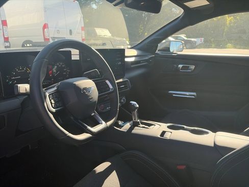 Used 2026 Ford Mustang Coupe RWD image 13
