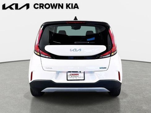 Certified 2025 Kia Soul EX image 6