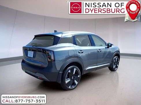 New 2026 Nissan Kicks SR w/ SR Premium Package FWD image 3