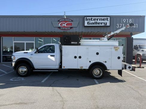 Used 2019 RAM 5500 Tradesman image 13