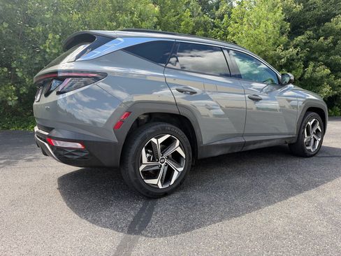 Used 2024 Hyundai Tucson Limited AWD/4WD image 17