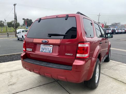 Used 2008 Ford Escape XLT image 9