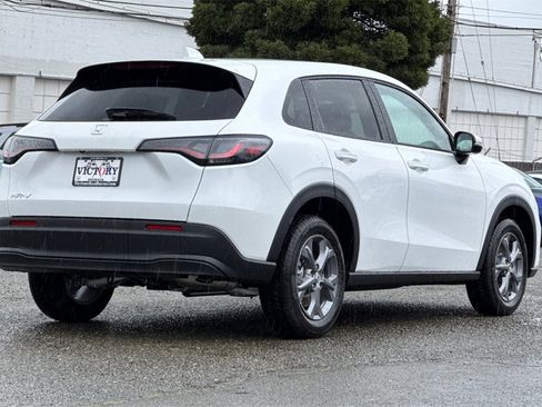 New 2026 Honda HR-V LX image 4