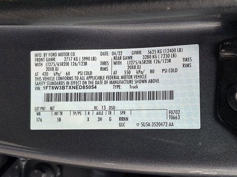 Used 2022 Ford F350 Lariat w/ Black Appearance Package image 30