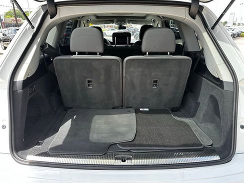 Used 2022 Audi Q7 3.0T Premium w/ Convenience Package image 22