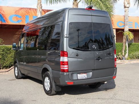 Used 2018 Mercedes-Benz Sprinter 2500 image 6