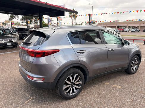 Used 2017 Kia Sportage EX AWD/4WD image 12