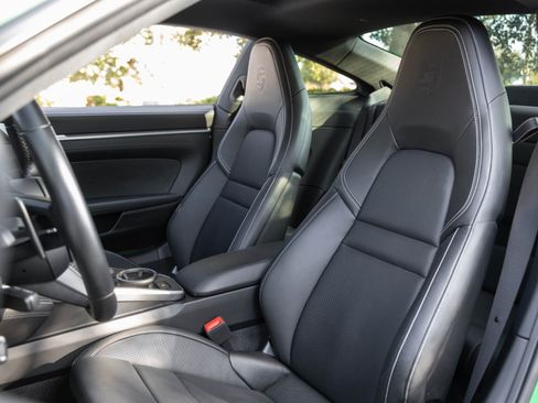 Certified 2021 Porsche 911 Carrera image 5