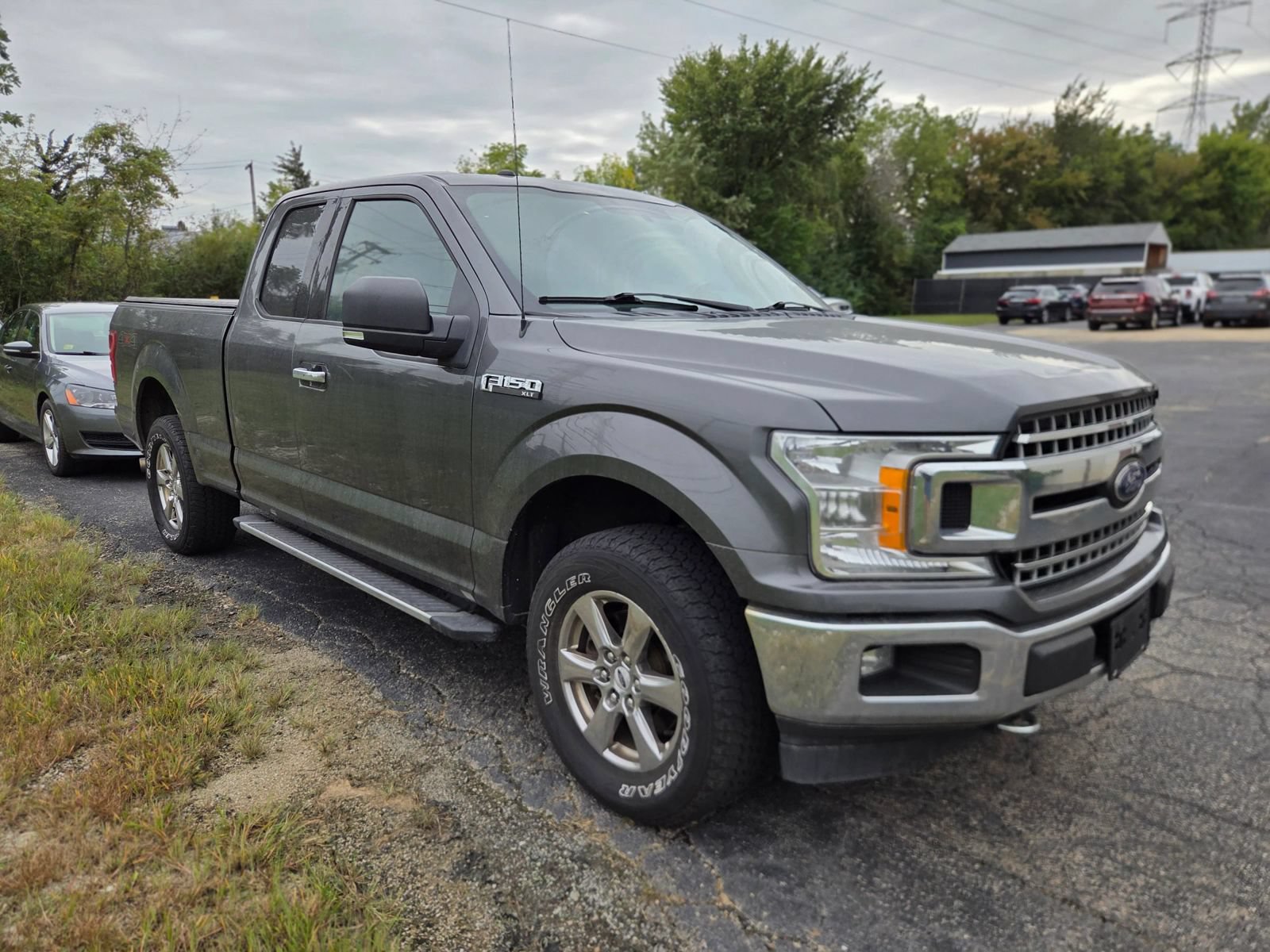 Used 2018 Ford F150 XLT w/ Equipment Group 302A Luxury AWD/4WD image 4