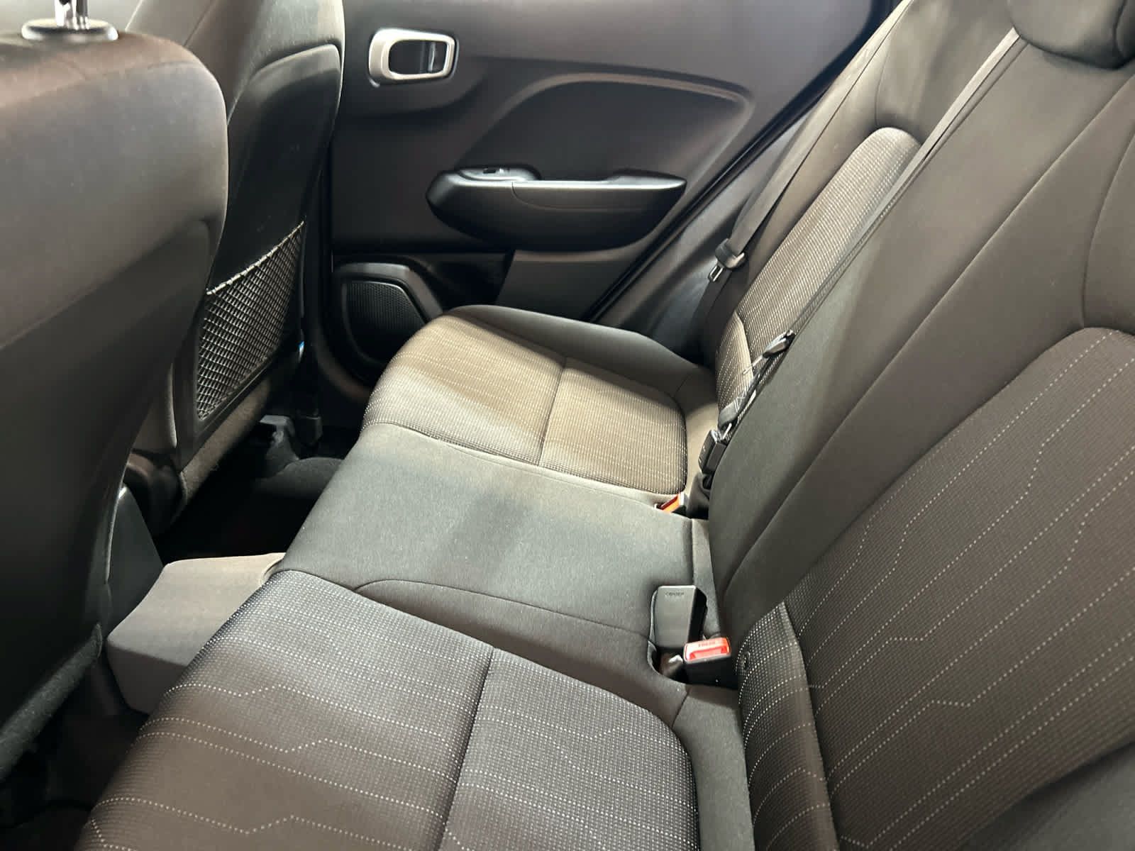 Used 2022 Hyundai Venue SE FWD image 9