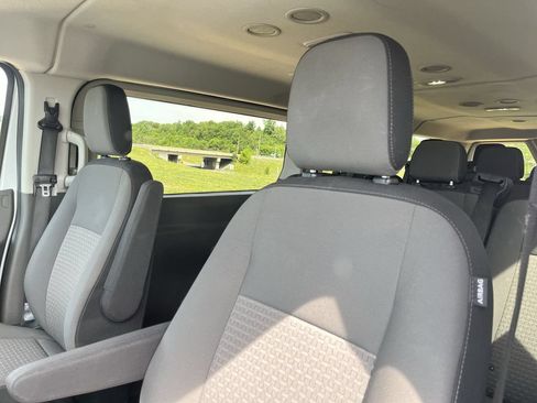 Used 2023 Ford Transit 350 XLT RWD image 11