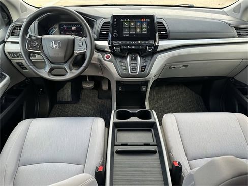 Used 2022 Honda Odyssey EX image 11