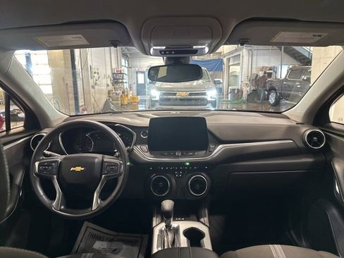 Used 2024 Chevrolet Blazer LT w/ Convenience Package image 15