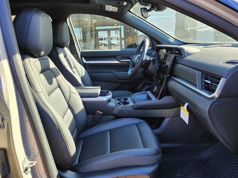 New 2026 GMC Terrain Elevation w/ Elevation Premium Package image 39