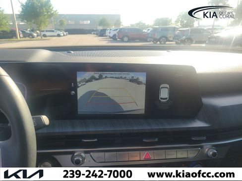 Used 2025 Kia Telluride EX FWD image 30