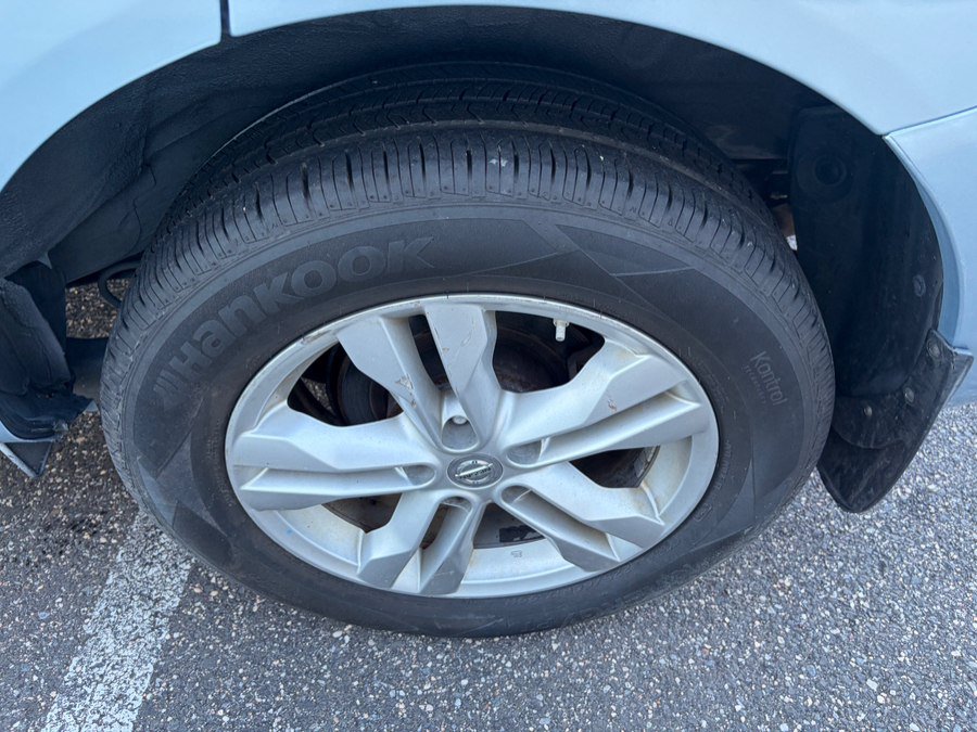 Used 2013 Nissan Rogue SV AWD/4WD image 30