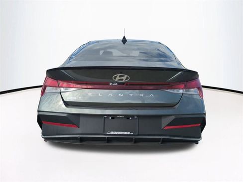 New 2026 Hyundai Elantra Sport image 6