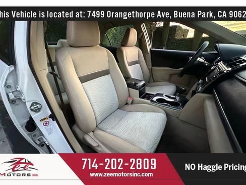 Used 2014 Toyota Camry LE image 20
