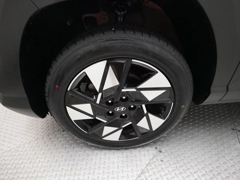 Used 2024 Hyundai Kona SEL AWD/4WD image 26